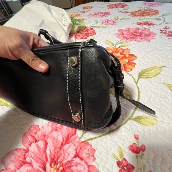 Marc Jacob’s Original Black Leather Handbag - Picture 15 of 16